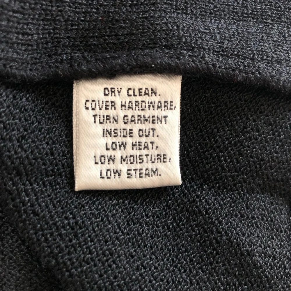 ST JOHN CAVIAR Black Santana Knit Boxy Short Blazer size 16 - Picture 10 of 11